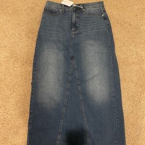 New Jessica Simpson denim skirt Size 8
